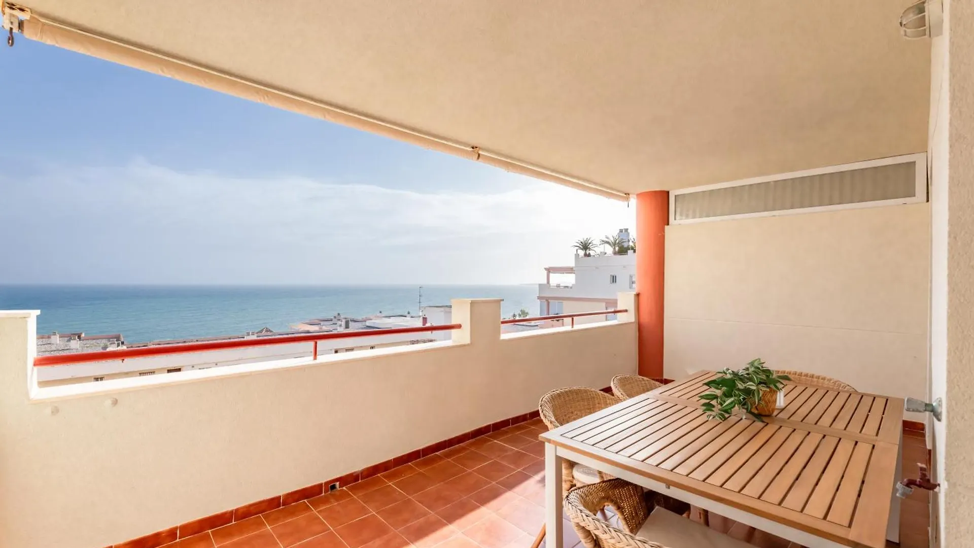 Apartamento Vb Ave Marina Front Seaviews 2Br Benalmádena